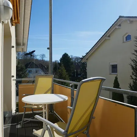 Apartment Fynnwald Nur Wenige Meter Zur Ostsee & Balkon, Wlan